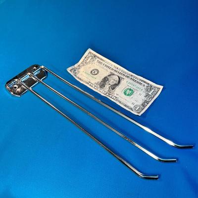 METAL WALL HANGING 3-ARM TOWEL RACK