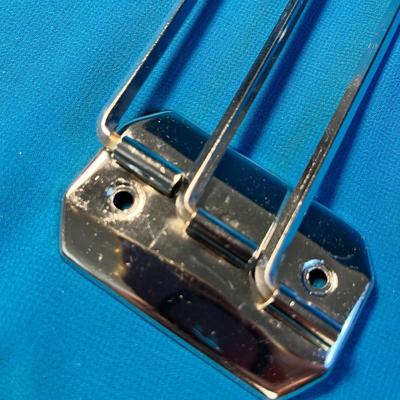 METAL WALL HANGING 3-ARM TOWEL RACK