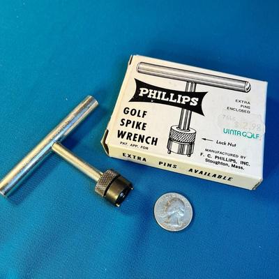 NEW IN BOX GOLF SPIKE WRENCH w/ SMALL EXTRA PINS