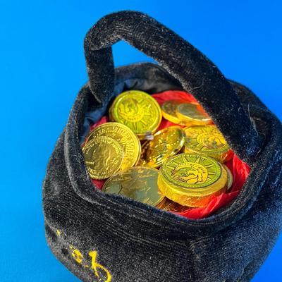 VELVETEEN POT O' GOLD "LIL IRISH CUTIE" w/ FAUX GOLD COINS (SOME CHOCOLATE)