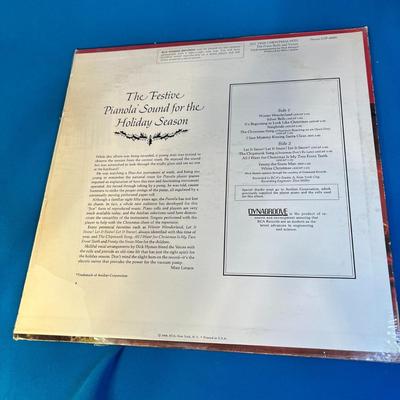 1968 PLAYER PIANO AND VOICES CHRISTMAS MUSIC LP RECORD ALBUM