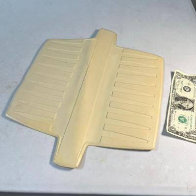 RUBBERMAID OVER EDGE KITCHEN SINK MAT COVERS CENTER DIVIDER BETWEEN SINKS