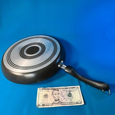 FARBERWARE NON-STICK 12" SKILLET