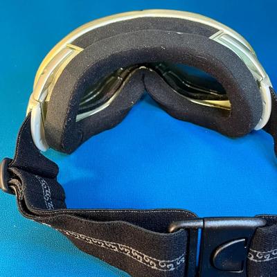 K-2 SKI GOGGLES w/ STORAGE BAG CHAMPAGNE COLOR FRAME, ADJUSTABLE