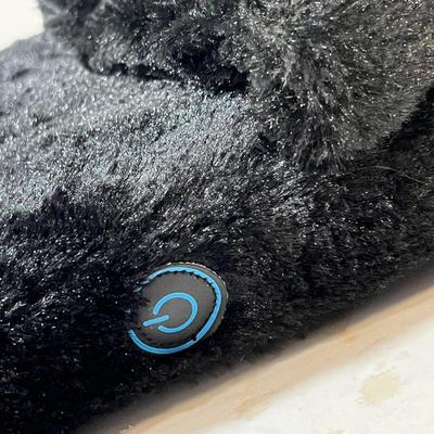 CUSHIONY, COMFY, CLEAN FUR LINED FOOT MASSAGER WITH VIBRATOR