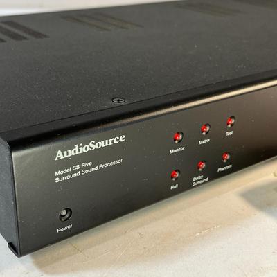 AUDIOSOURCE MODEL SS FIVE AMPLIFIER 