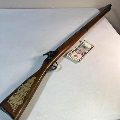 TOY RIFLE "1776 FREEDOM RIFLE" 