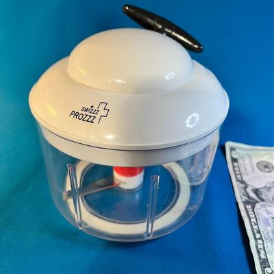 "SWIZZZ PROZZZ" PULL CORD FOOD PROCESSOR- GREAT FOR CAMPING!