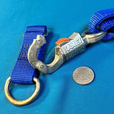 KAMET STRAP COUPLER- CONNECTS TWO STRAPS TOGETHER  SLIDE BUTTON RELEASE
