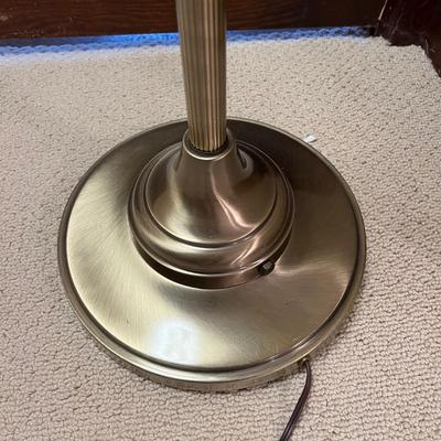 Metal Floor Lamp (UB-MK)