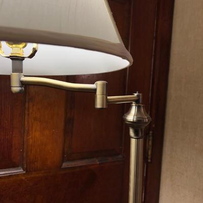 Metal Floor Lamp (UB-MK)