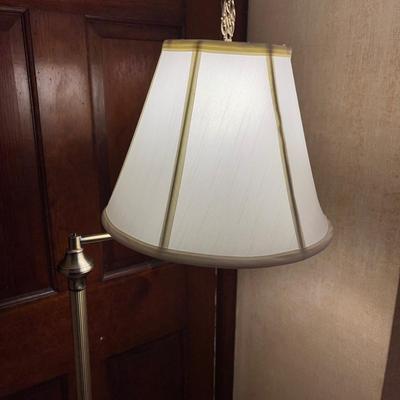 Metal Floor Lamp (UB-MK)