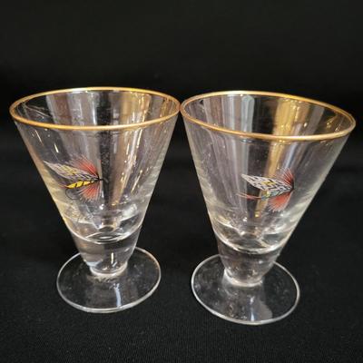 Vintage Fly Fishing Themed Cocktail Glasses and Pitcher and a Ceramic Ashtray (BR-DW)