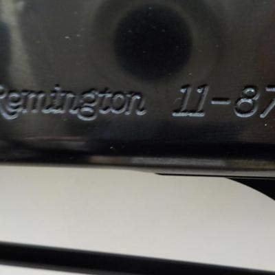 Remington model 11-87 Premier Skeet, 12 gauge shot gun/ 2 2/3 est $350 to $550.