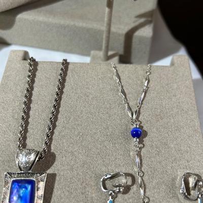 Necklace sets