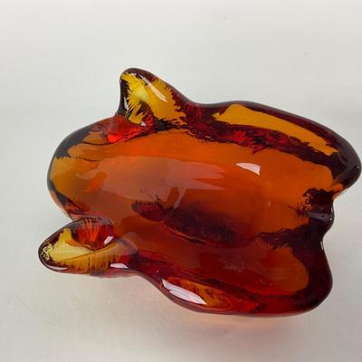 -96- PILGRIM | Amberina Frog Paperweight