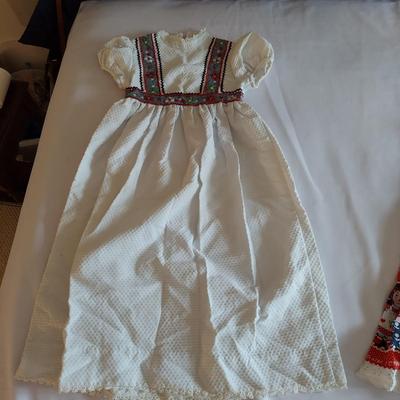 Vintage Girl's Folk Style Dresses (UB3-BBL)