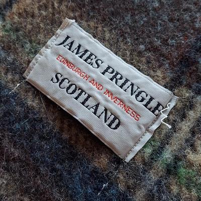 Plaid Wool Throws (UB3-BBL)