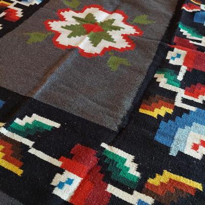 Hand Woven Blankets, Scarves and Tapestries (UB3-BBL)