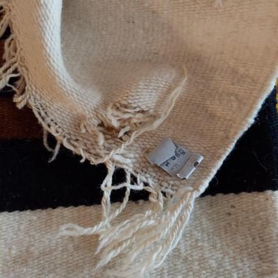 Hand Woven Blankets, Scarves and Tapestries (UB3-BBL)
