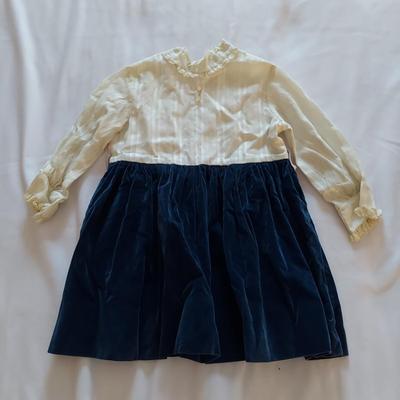 Vintage Girl's Coats and Fall Dresses (UB3-BBL)