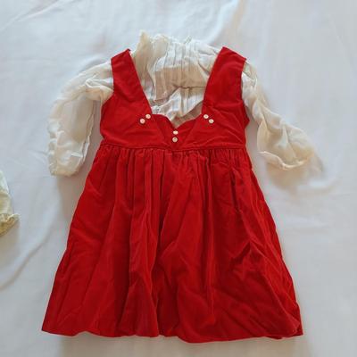Vintage Girl's Coats and Fall Dresses (UB3-BBL)
