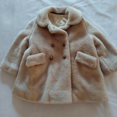 Vintage Girl's Coats and Fall Dresses (UB3-BBL)