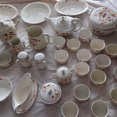 1930 Hall Autumn Leaf Pottery Set of 51