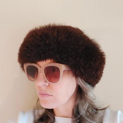 Two Fur Hats (UB3-BBL)