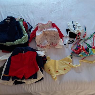 Vintage Baby Clothes and More (UB3-BBL)