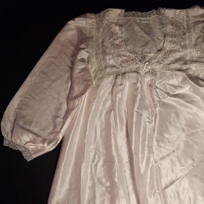 Vintage Christian Dior Nightgowns and More (UB3-BBL)