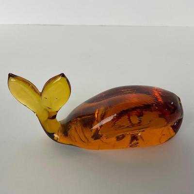 -105- VIKING | Amber Glass Whale