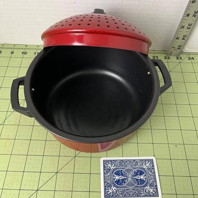 Red Pasta Pot