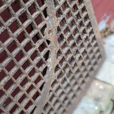 Cast Iron Utility Access Sewer Drain Manhole