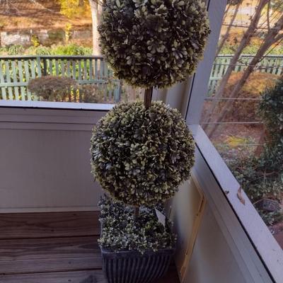 Artificial Topiary in Ceramic Planter Pot