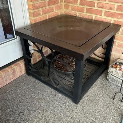 162 Metal Firepit with Starter Logs