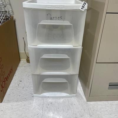 3 drawer storage-No wheels