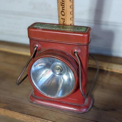 Lightmaster Jr Pocket Lantern 300 Ft. Beam No.20-1780