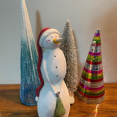 Snowman and trees