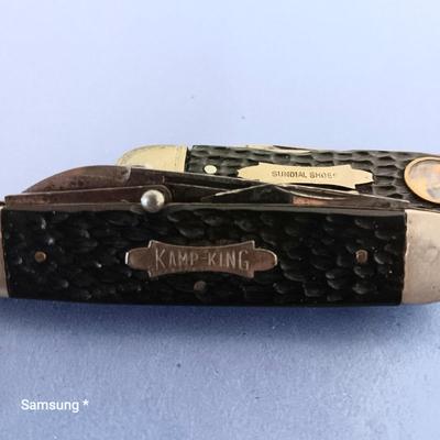 Faux Wood and Silver Pocket Knives (Black)