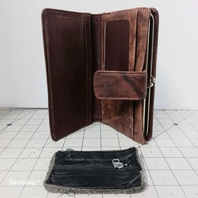 Brown Wallet & Black Coin Purse