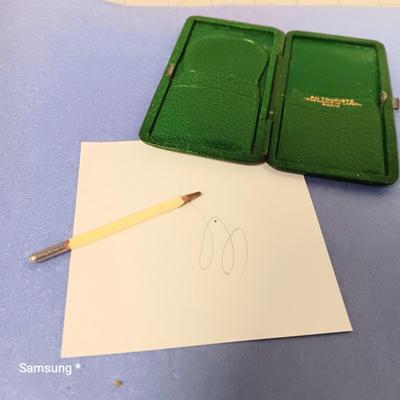 Green Vintage Pocket Keeper