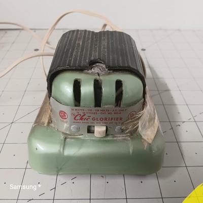 Vintage Chic Glorifier Massager