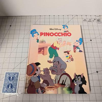 Walt Disney Pinocchio Book