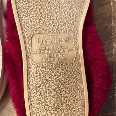 slippers
