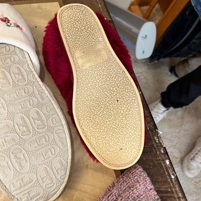 slippers