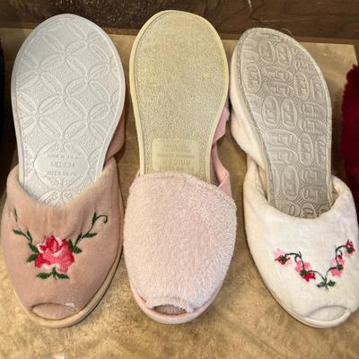 slippers