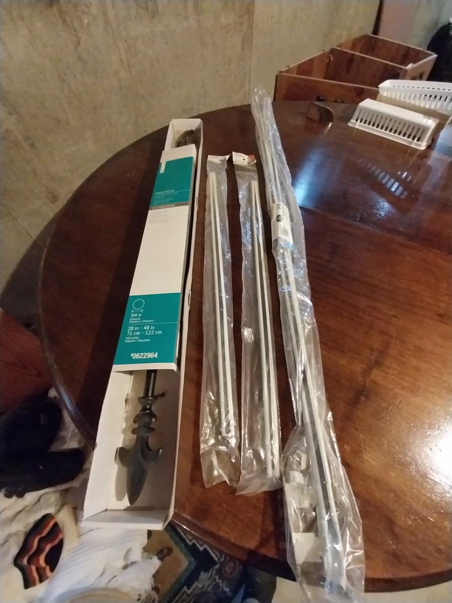 NEW DRAPERY RODDOUBLE CURTAIN ROD AND EXTENDERS
