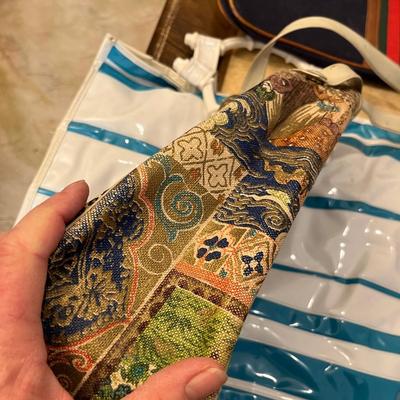 More purses & bags