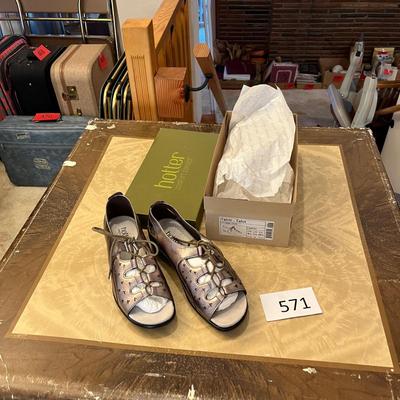 Cute shoes, new